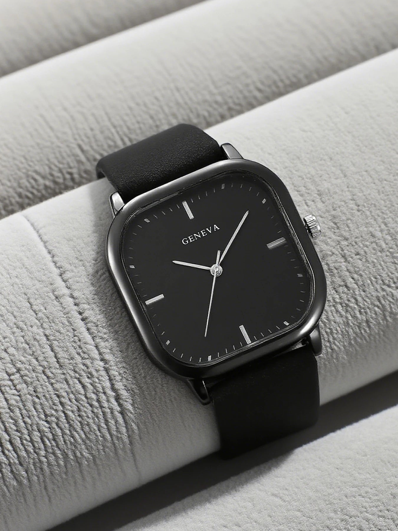All Black Simple Square Dial Ladies Leather Watch, Fashion Minimalist No Numeral Design Quartz Wristwatch Gift for Students Qme black