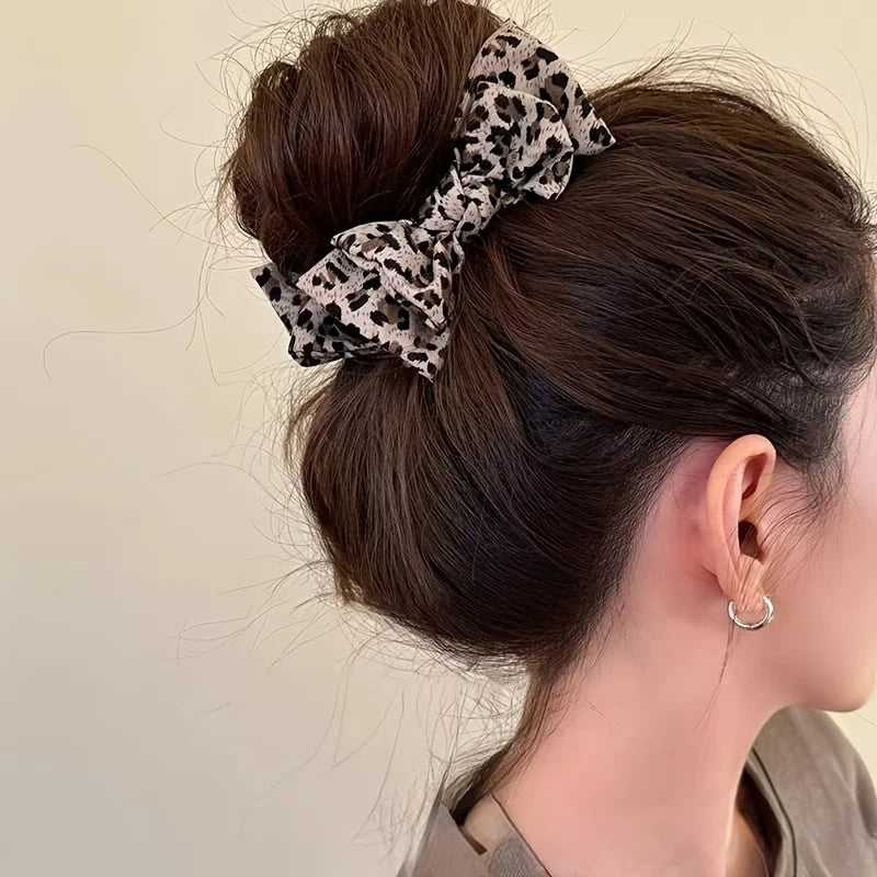 Leopard Bow Claw Clips for Women,Vintage Bowknot Hair Claw, Strong Grip Non-slip Bow Hair Accessories for Christmas,Daily,Party Qme