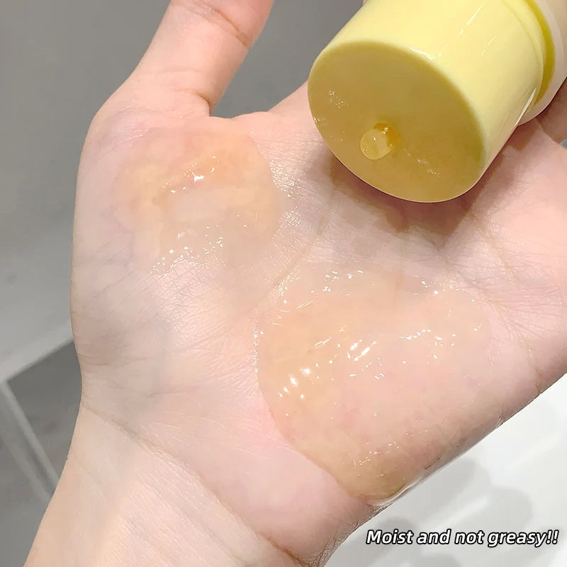 Gege Bear Small Honey Pot Vitamin Lip Mask Autumn Winter Moisturizing Qme