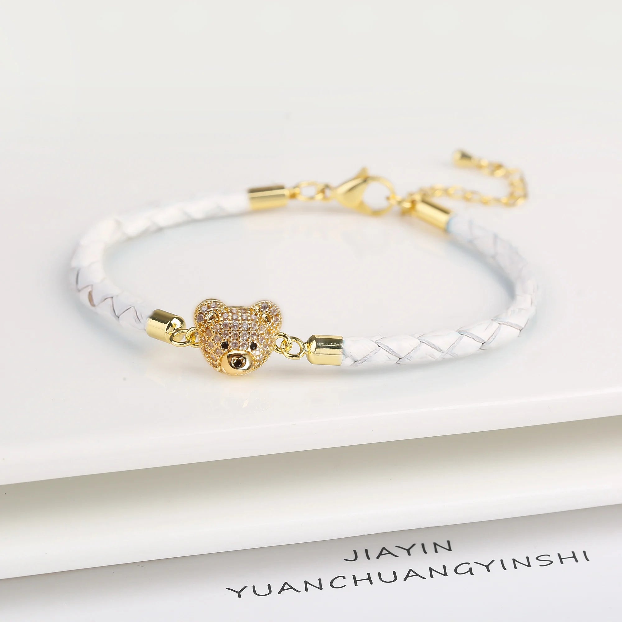 New 6 Colors Fashion Cute Animal Bear Zirconia Leather Rope Braided Adjustable Bracelet Classic for Man Woman Party Jewelry Gift Qme White