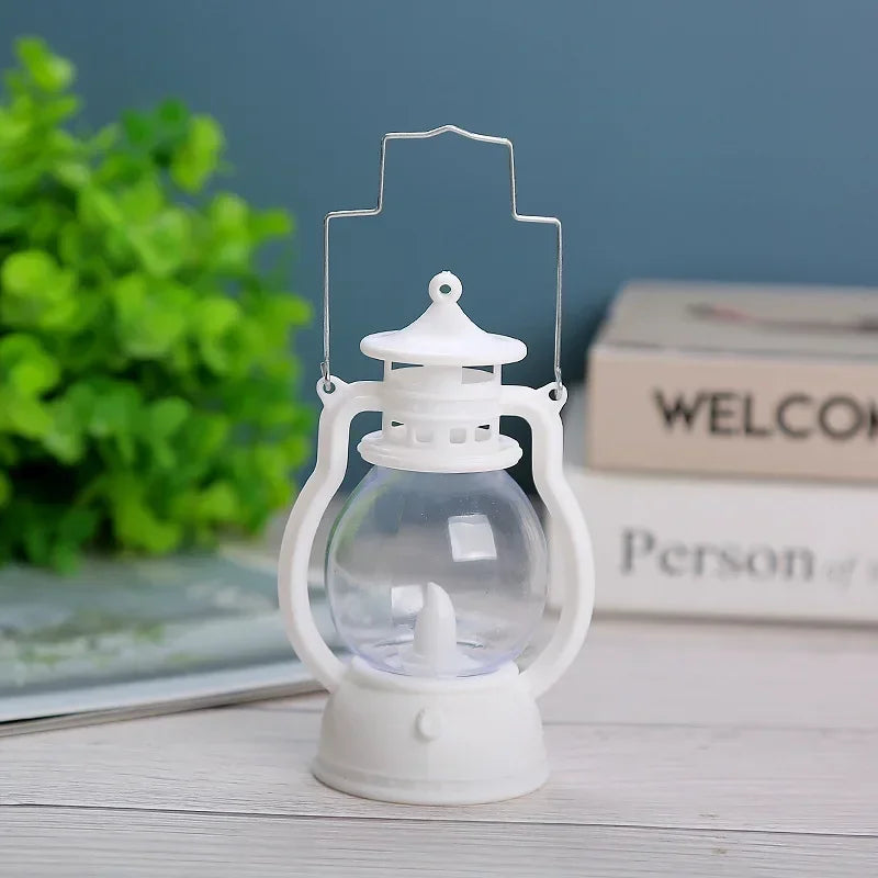 New Retro Portable Lantern Vintage LED Light Christmas Decoration Halloween Electronic Candlestick Bar Atmosphere Layout Light Qme hite 4inch