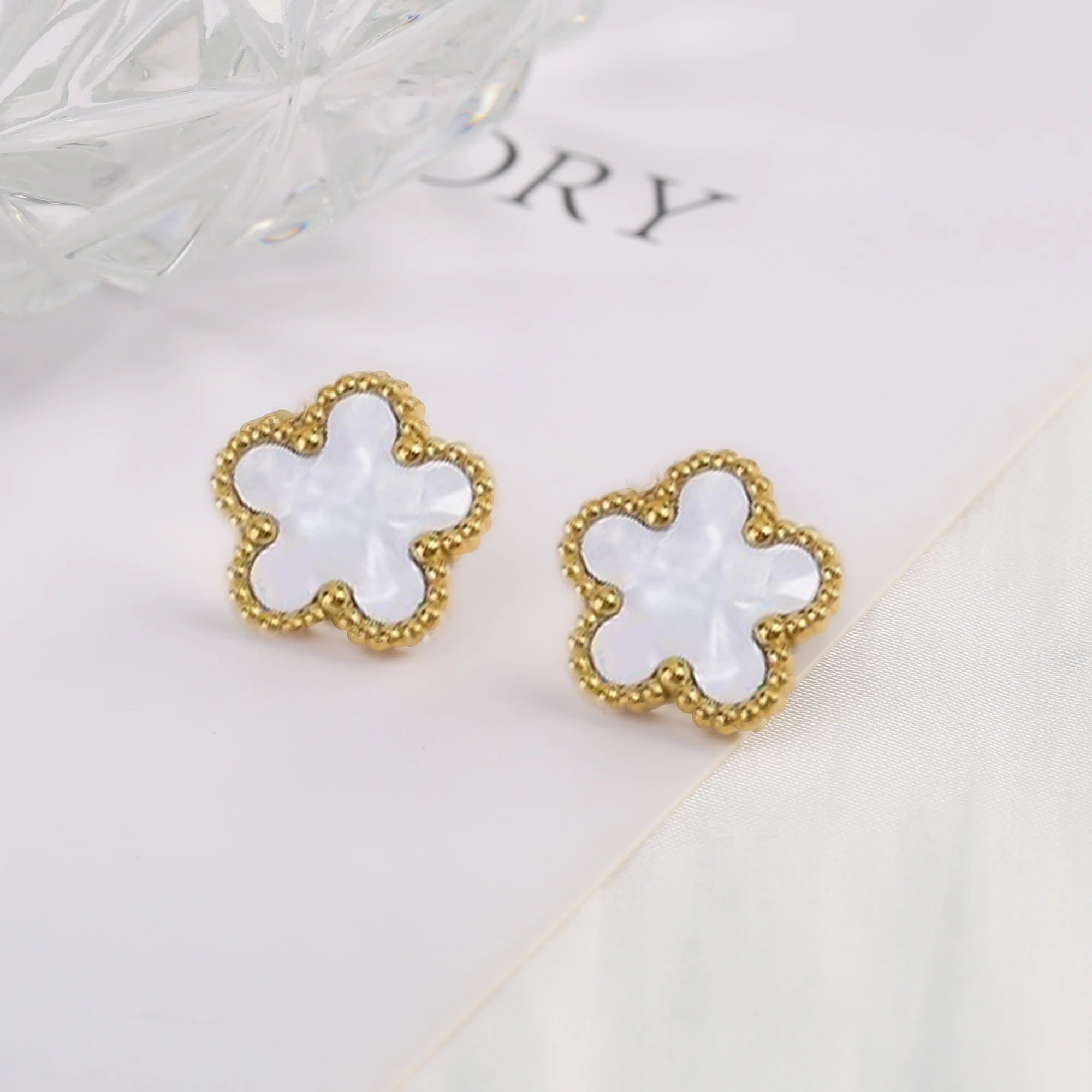 High Quality Stainless Steel Five-Leaf Flower Plant Earrings Classic Luxury For Woman Party Wedding Jewelry Hot Sale Clover Qme Earrings 5