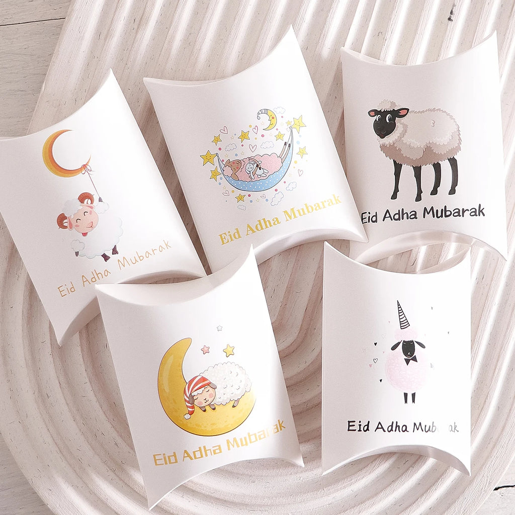 5-Piece Mini Eid Pillow Gift Box with Assorted Lamb Pattern Prints, Small Candy Gift Box for Eid Al-Adha Party Favors, Congratul Qme 5Pcs Other Other
