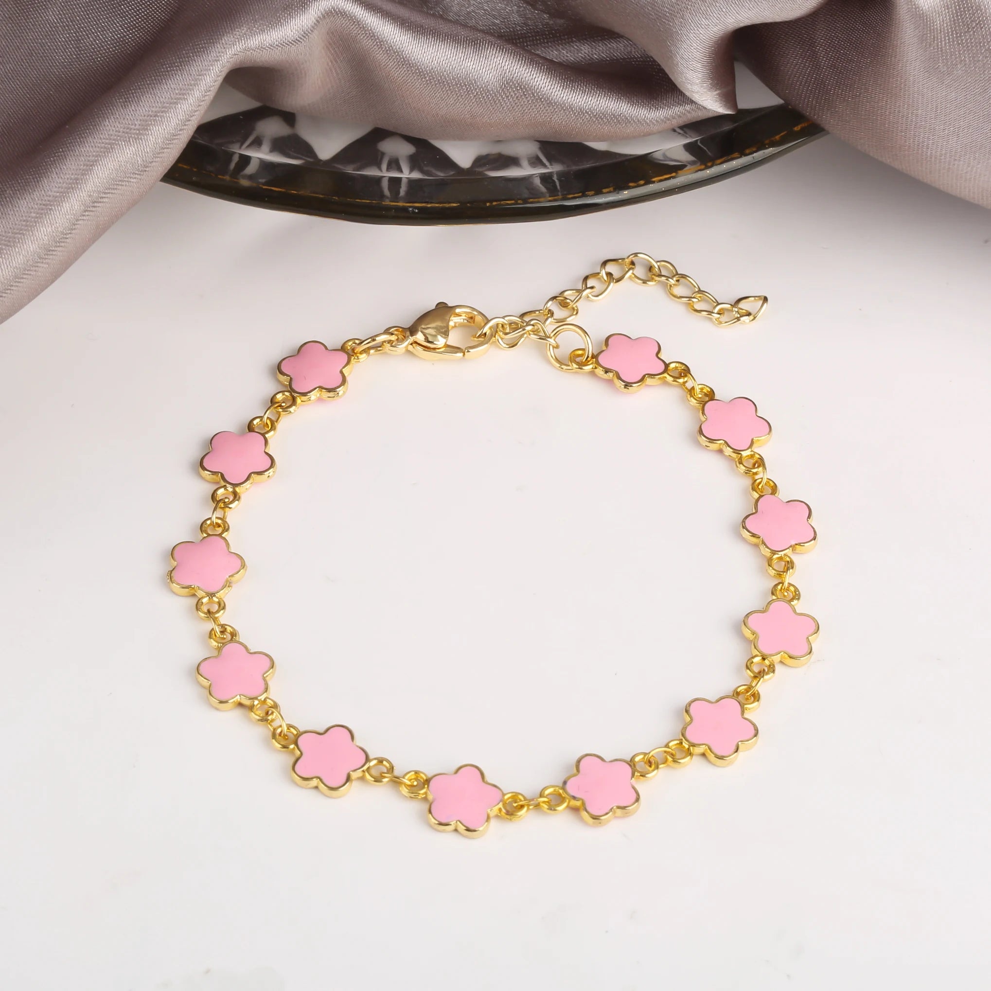 Classic 7 Color Copper Drip Oil Five-Leaf Flower Bracelet Necklace Pentagram Jewelry Set For Women Wedding Party Daily Wear Qme 21