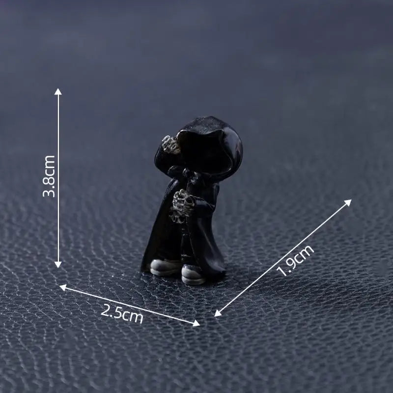 Halloween Miniature FigurineHouse Chair Halloween Mini Resin Cartoon Scary Statue Party Ornaments Qme A13