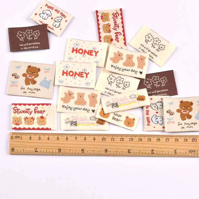20pcs 18-53mm Cute Flower/Bear/Dog Fabric Labels, Handmade Sew On Tags for DIY Clothes Bags Crafts Decoration cp4294 Qme