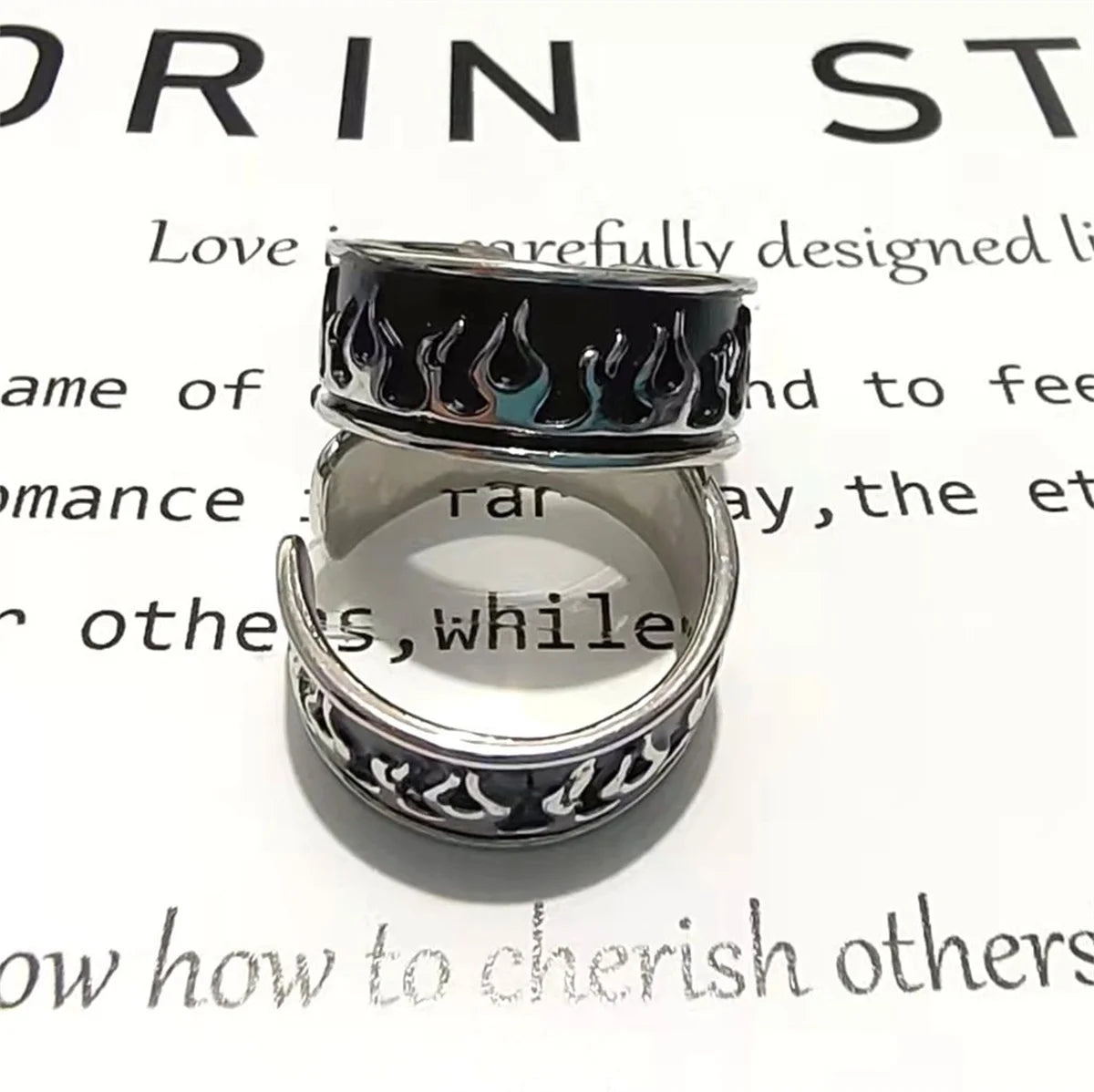 Cool Retro Flame Fire Stainless Steel Ring Men Women Punk Gothic Edgy Couple Jewelry Rock Hiphop Cosplay Accessories Unisex Gift Qme