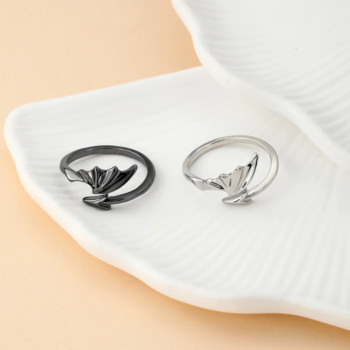 Korean Fashion Simple Couple Rings For Women Men Couple Goth Ring Punk Vintage Evil Wings Opening Finger Ring Jewelry Gifts Qme