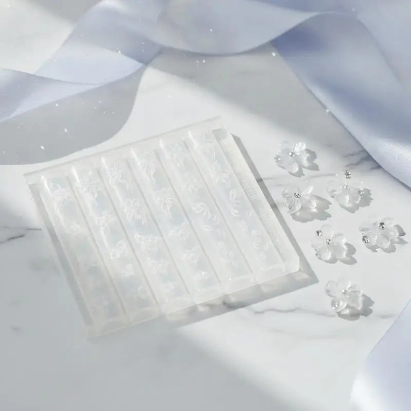 1 Reusable 3D Crystal Ice Flower Nail Silicone Mold Clear Cute Lily Qme