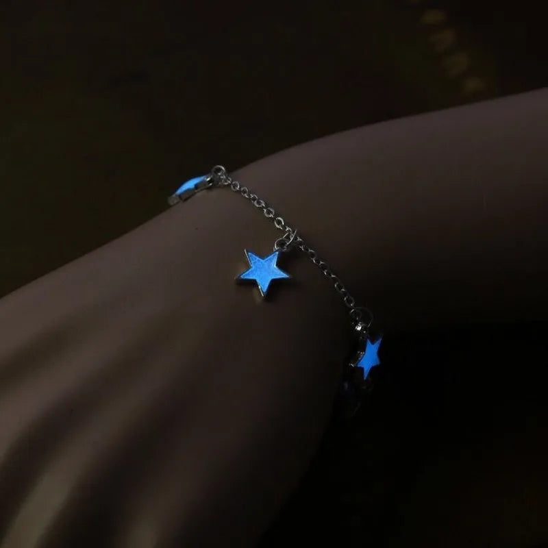 b127 Fashion Fluorescent Bracelets Heart Star Flower Shape Bracelets Glow In The Dark Luminous Bracelet for Women Jewelry Gifts Qme 7 Star