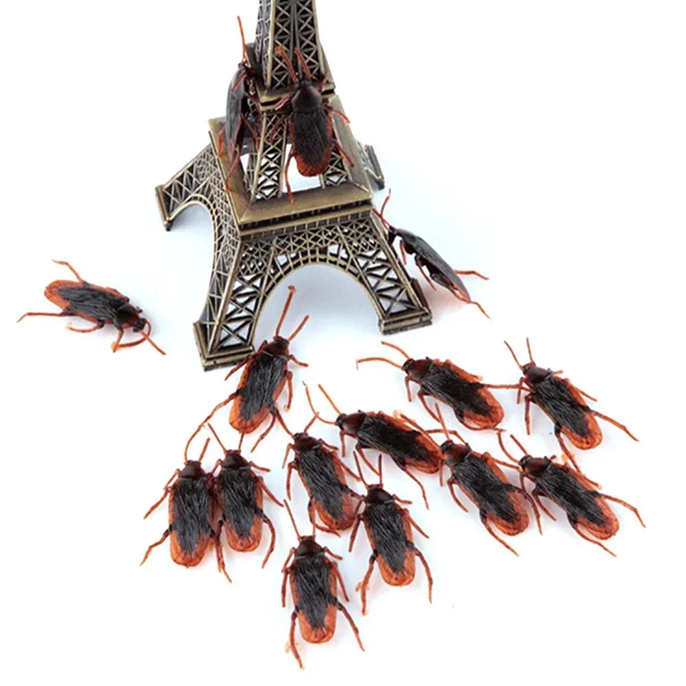 5-50Pcs Halloween gadget Plastic Cockroaches Joke Decoration Props Rubber Toy Gags Practical Jokes Toys Plastic Bugs Cockroach Qme