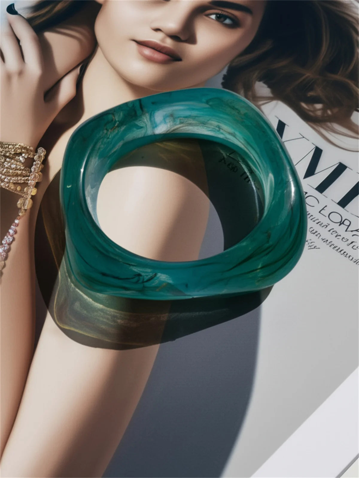Fashion Summer Trendy Color Clear Wide Version Square Acrylic Resin Bracelet Women Girl Ins Party Travel Jewelry Hip Hop Bangle Qme shuizaolan 63mm