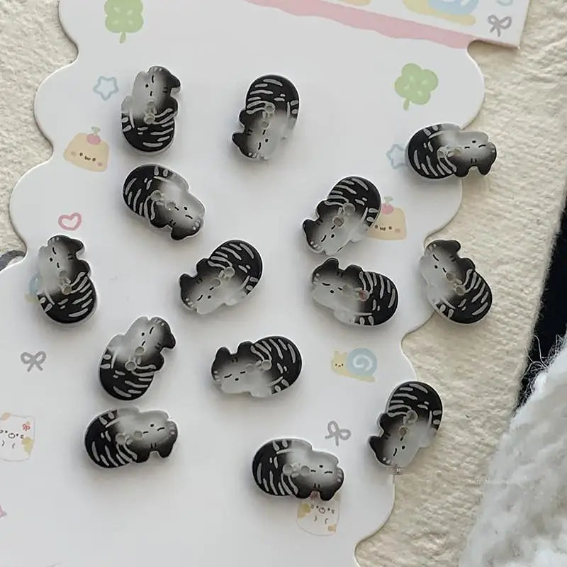 30pcs Black Cat Resin Buttons - Cute Fashionable Buttons for Sewing, Clothes, DIY Crafts & Scrapbooking Accessories Qme D