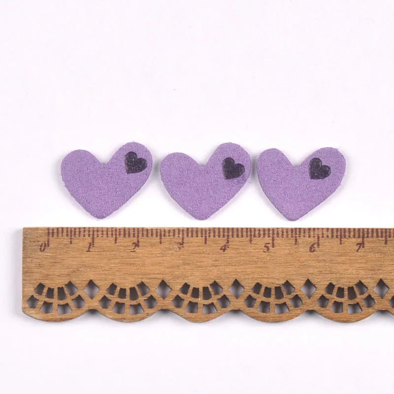 50Pcs Heart Pattern Love Embossing Leather Labels Clothes DIY Sewing Accessories Garment Supplies Banner Handwork Tags c3508 Qme 5