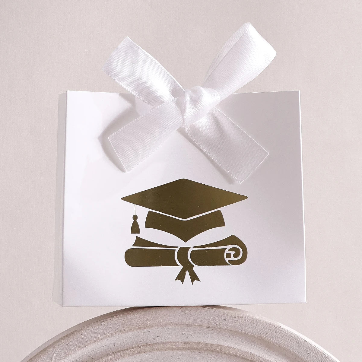 5 Pieces Doctoral Cap Design Candy Favor Boxes | Graduation Party Decorations and Favors Celebrate the Joy of Graduation Season! Qme