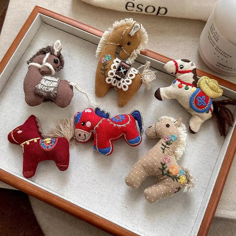 1Pcs Coat & Scarf Accessory Zodiac Year Charming Fabric Pony Brooch For Women Pin Corsage Pin Neck Pin Qme