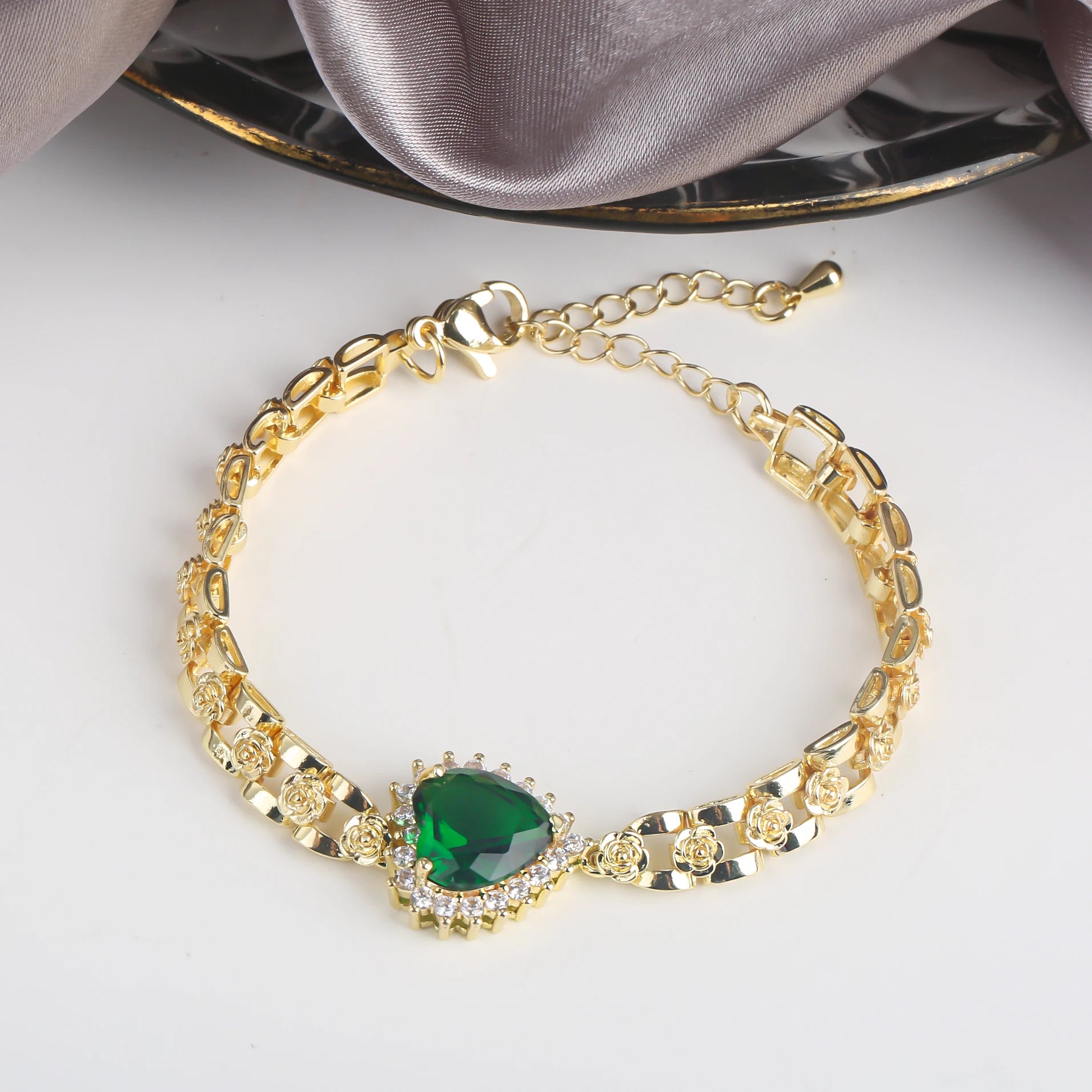 High Quality Copper Inlay Heart Crystal Bracelet Rose Chain Adjustable Bracelet Sweet For Wedding Party Daily Wear Jewelry Gift Qme 2