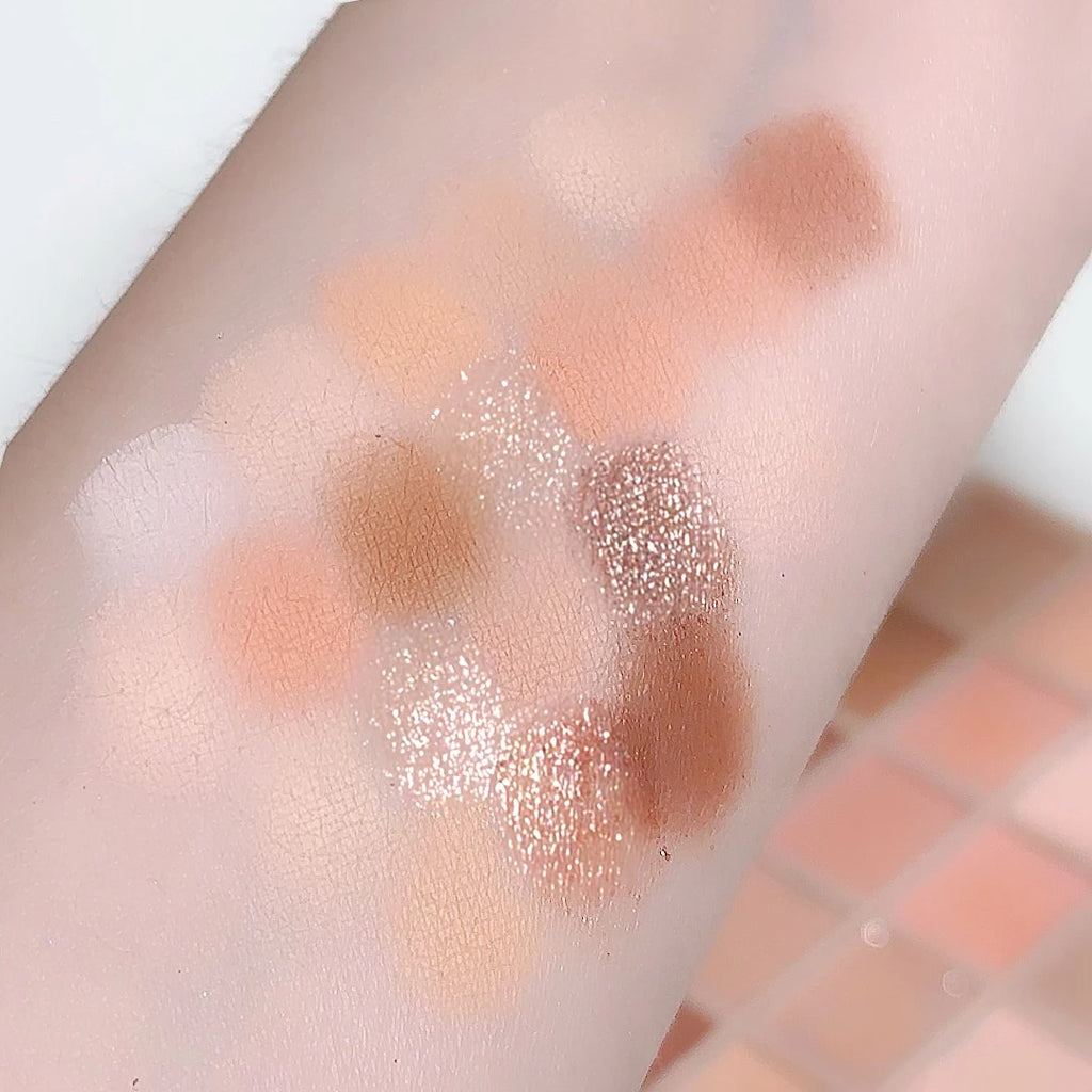 20-Color Warm Eyeshadow Palette Romantic Smoky Rose Tones Matte Qme