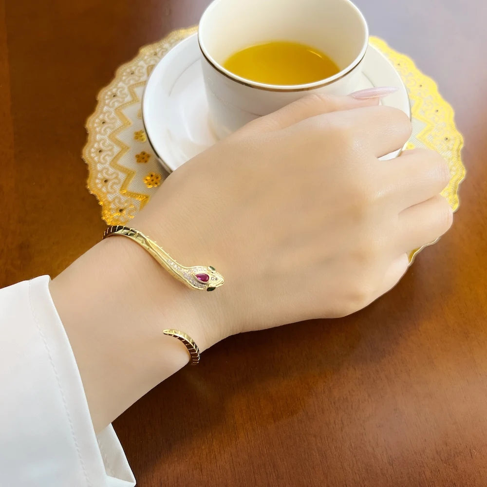 Bangle Curved Golden Snake Europe Fine Jewelry Bohemia Gift For Women Summer Brand New Good Solid Sterling 925 Silver Bracelet Qme