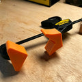 2pcs new angle clamp adapter, woodworking fixture, can provide angle clamping for carpenters and projects. Qme 2pcs Orange