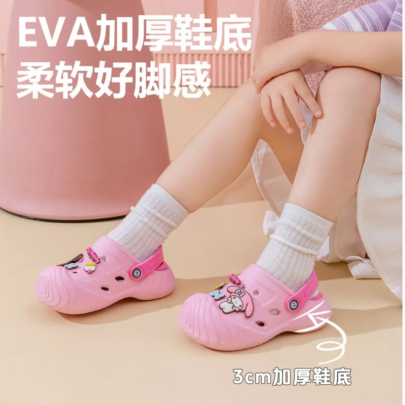 Hello Kitty Kuromi Soft-Soled Perforated Sandals Summer Student Slip-On Sandals Outdoor Non-Slip Cartoon Sandals Qme