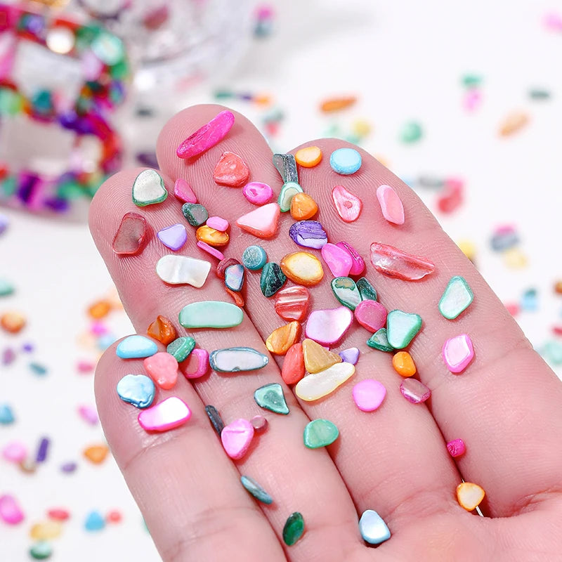 50g Crushed Shells Natural Pearl Light Nail Seashell Slices Particle Shell Charm for DIY Art Crafts Table Scatter Party Favor Qme