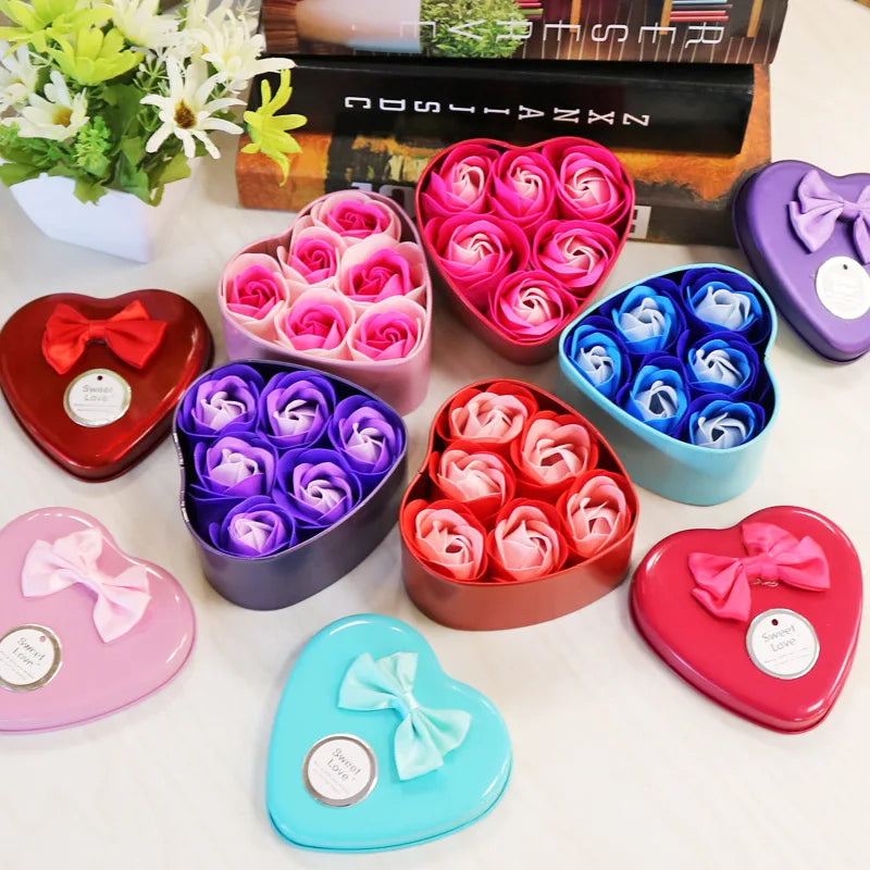 6Pcs Heart-shaped Rose Gift Box Simulated Rose Soap Flower Mother's Day Rose Gift Box Valentine's Day Rose Gift Wedding Souvenir Qme