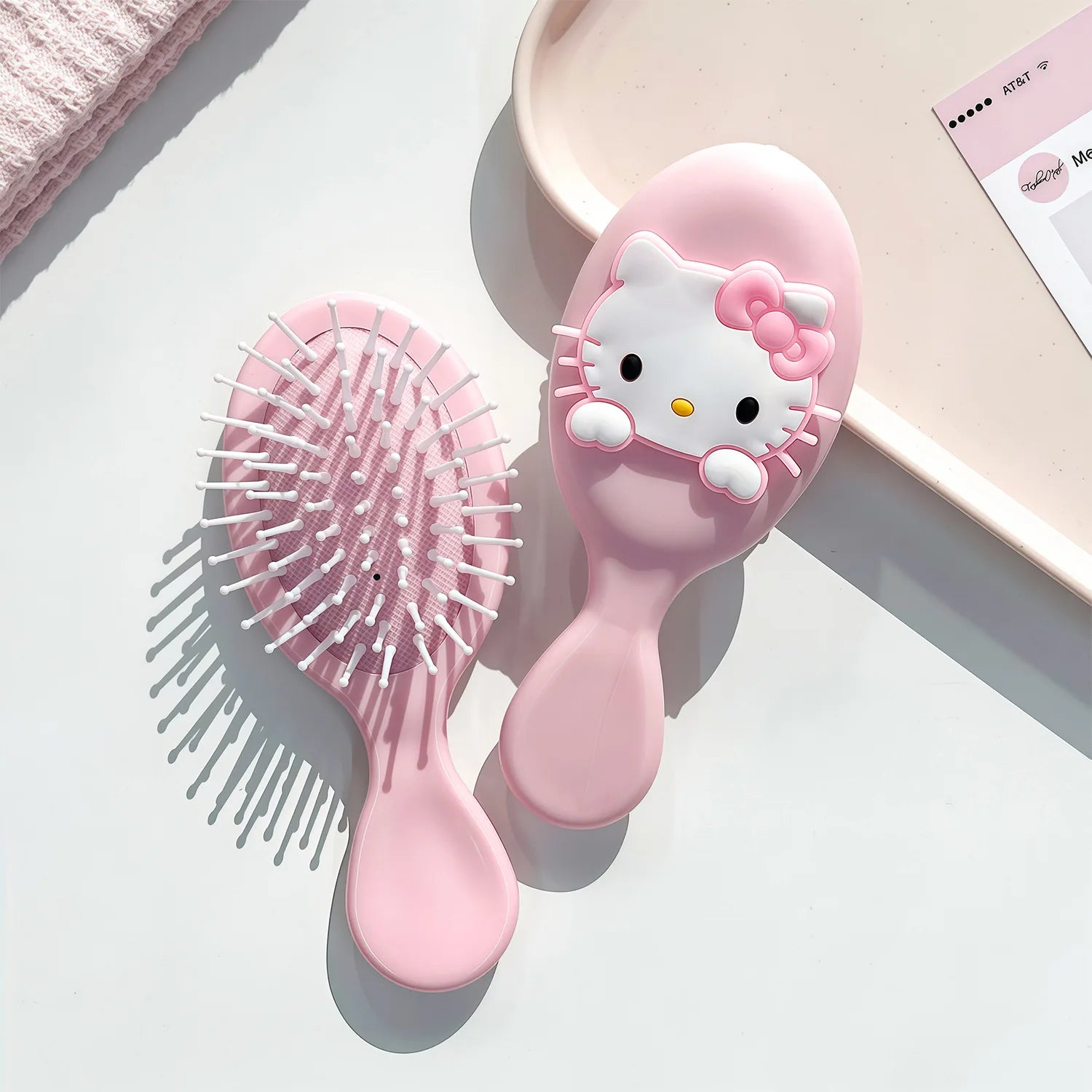 Hello Kitty's Cute Ribbed Comb Volumizing Openwork Travel-friendly Qme 5