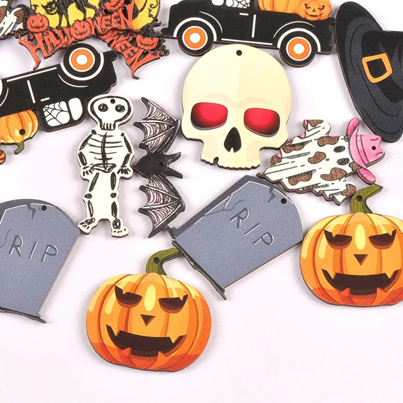 10pcs 18-60mm Creative Witch/Pumpkin/Bat Wooden Pendant Hanging Decortaions DIY Crafts Halloween Ornaments Party Decor Home Gift Qme
