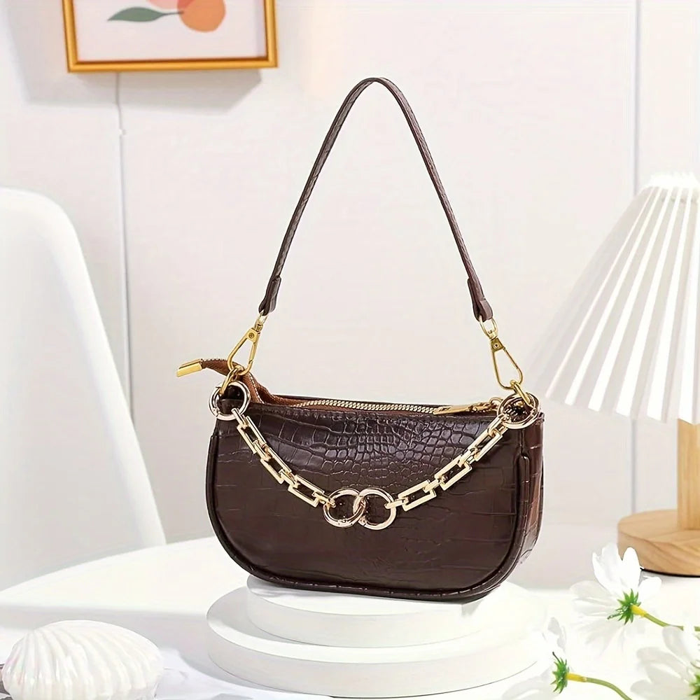 Extend the chain strap with replacement accessories. The chain pendant is suitable for shoulder crossbody wallets and bags Qme