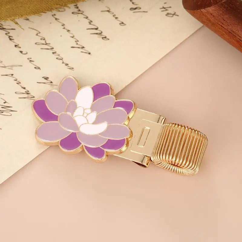 One Flower-themed Metal Pen Clip Creative Retro Spring Suitable Qme A3