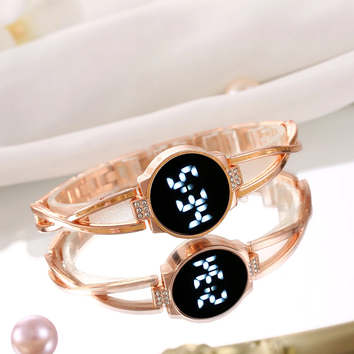 Korean version LED fashion watch touch women's style decorative steel strip electronic student women's bracelet watch Qme