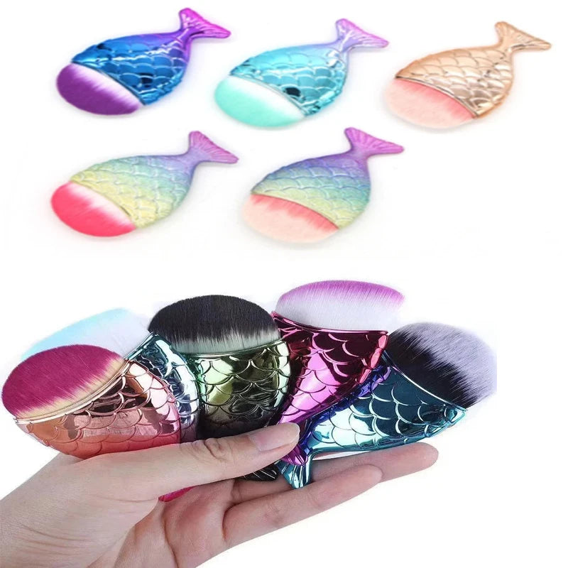 Fish Tail Shape Nail Brush Fishtail Bottom Cosmetic Brushes Soft Cleaning Dust Powder Nails Care Manicure Tool Nail Brushes Qme
