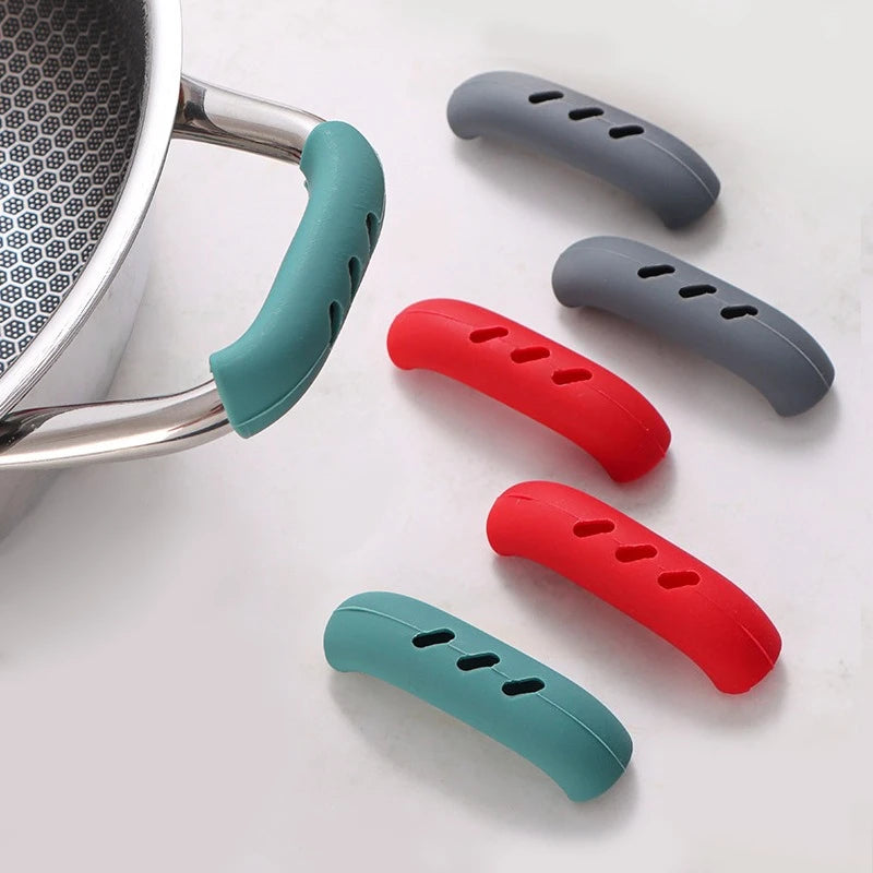 2Pcs Silicone Assist Handle Holder Grip Kitchen Cast Iron Skillet Handle Covers Heat Resistant Non Slip Pot Grip Handle Sleeves Qme