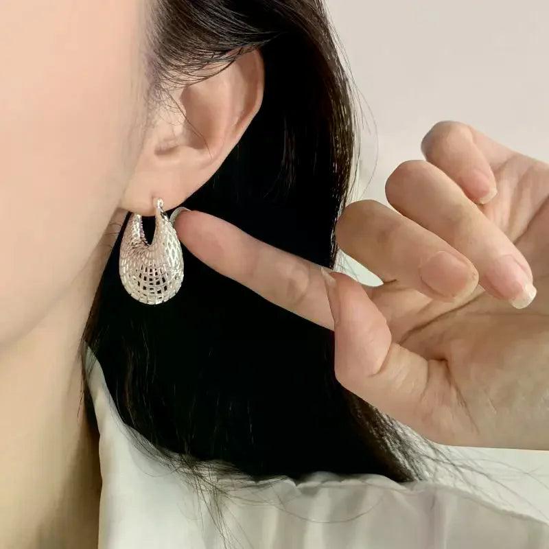 Trendy Simple Hollow Out Water Droplets Big Web Earring For Women Vintage Fashion Earrings Jewelry Party Accessories Gifts Qme