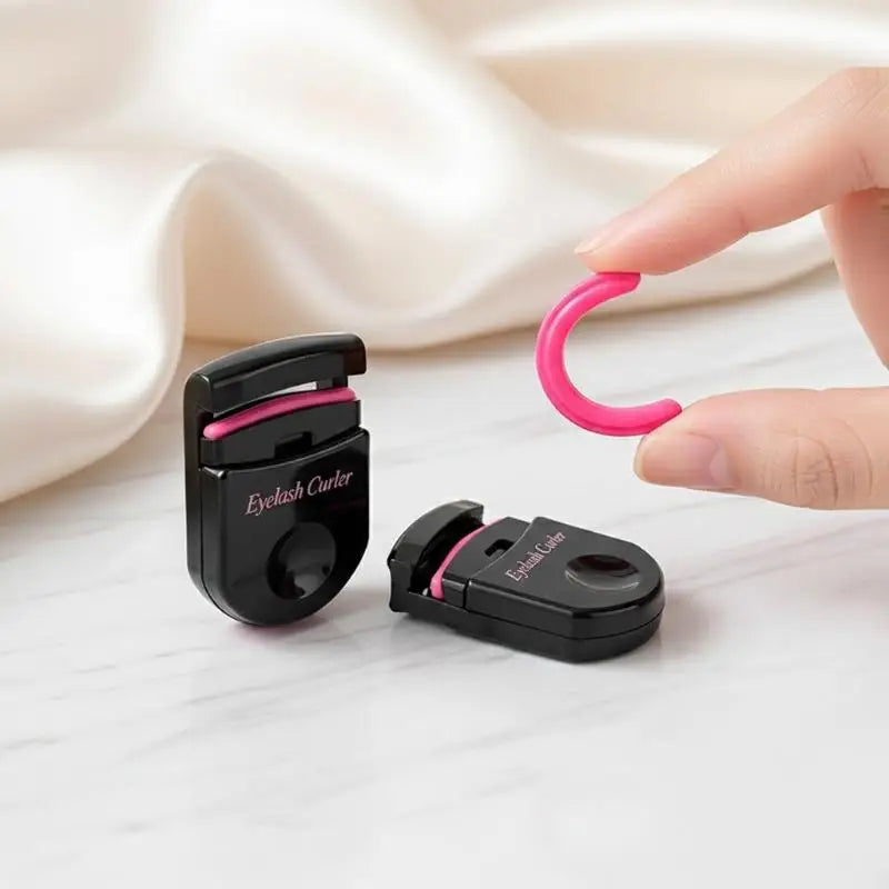 Natural-effect Eyelash Curler Professional Eye Makeup Aid Even Curl Qme