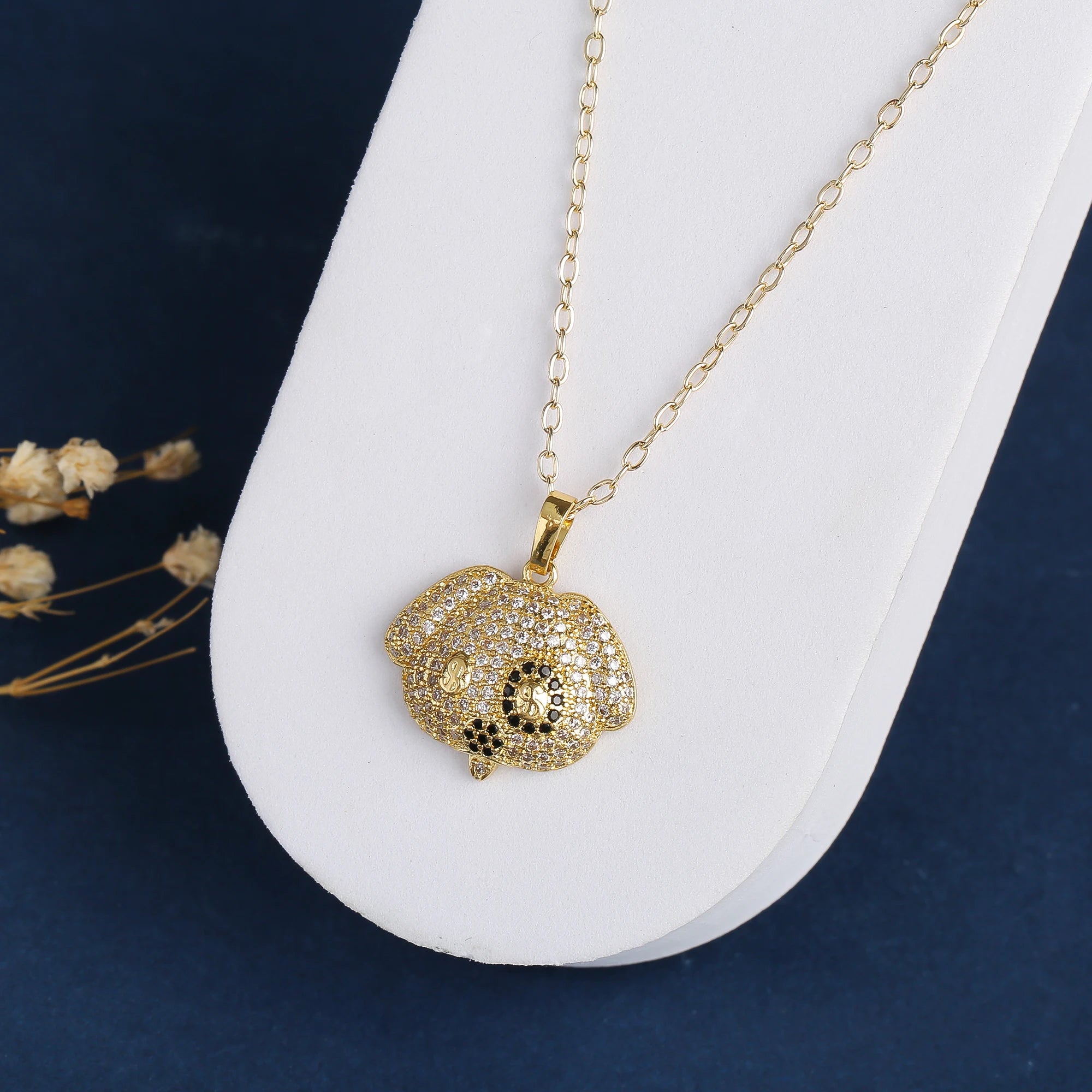 9 Style Luxury Shiny Zirconia Animal Puppy Elephant Leopard Pendant Necklace for Man Woman Party Gold Plated Jewelry Daily Wear Qme 9