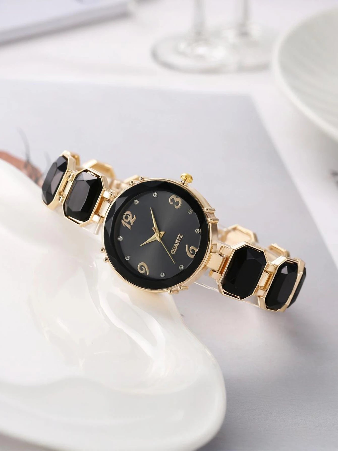 1-piece Women's Watch Fashion Watch Women's Versatile High end Women's Watch Women's Watch Qme black No