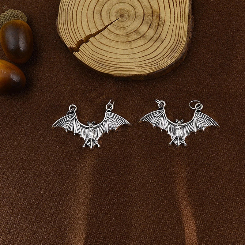 1Pair Bat Shoe Charms Gothic Punk Shoelace Clips Detachable Qme