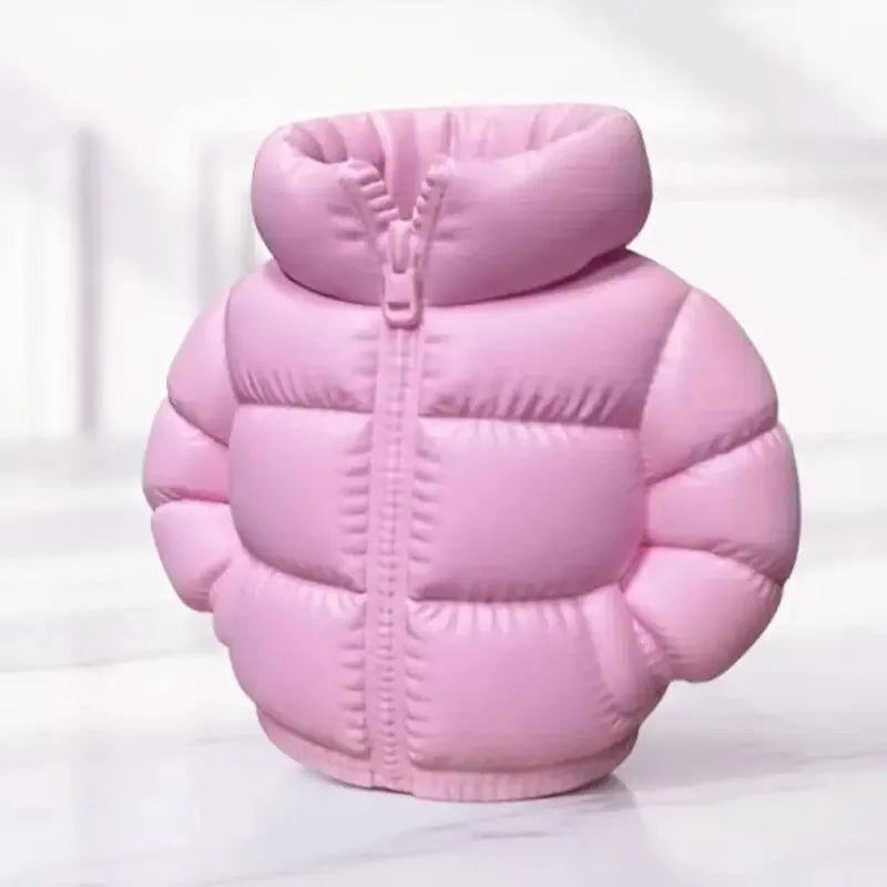 Down Jacket-Shaped Pen Holder Desktop Organizer for Stationery Makeup Brushes Home Office Shelf Decor, for Shool Gift Qme Pink 10x10CM