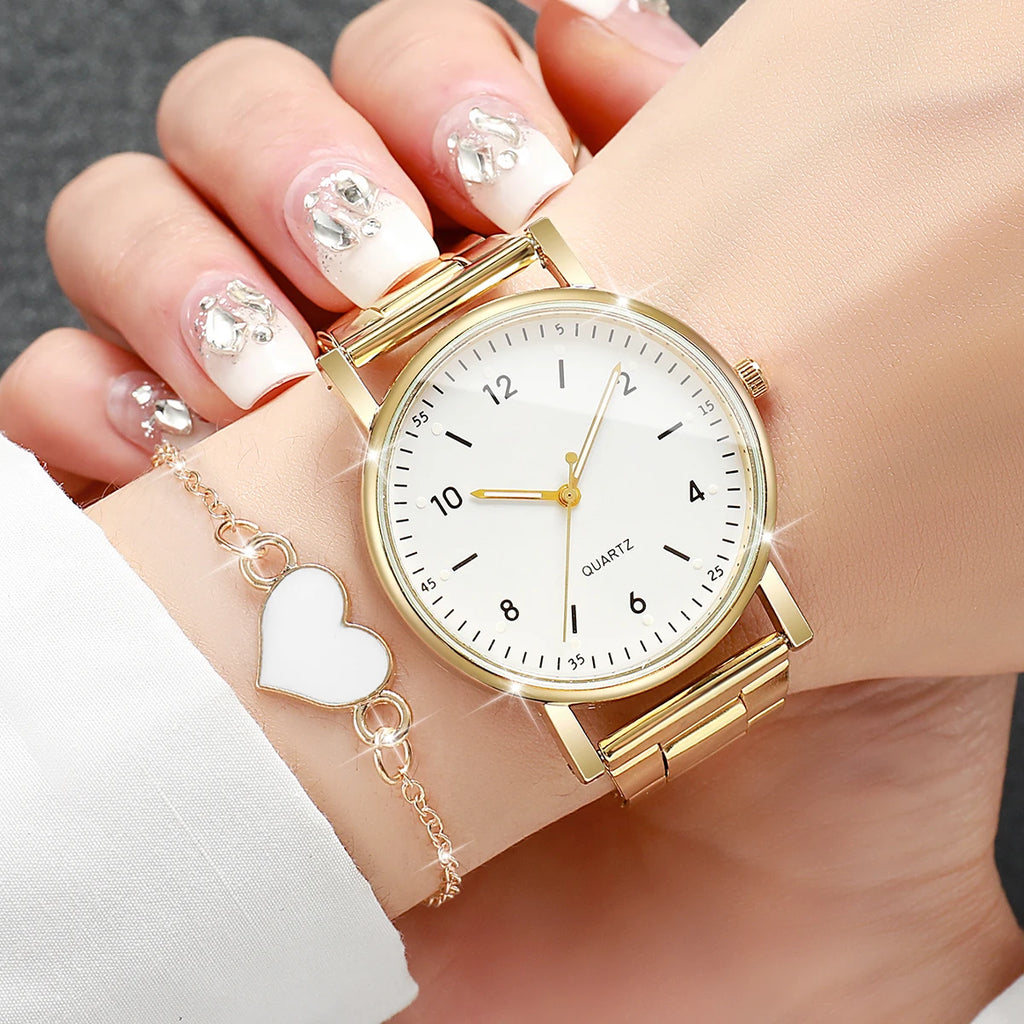 4Pcs Women’s Gold Quartz Watch Set, Minimalist Round Dial Steel Band Wrist Watch with Heart Pendant Bracelet Jewelry Gift Kit Qme