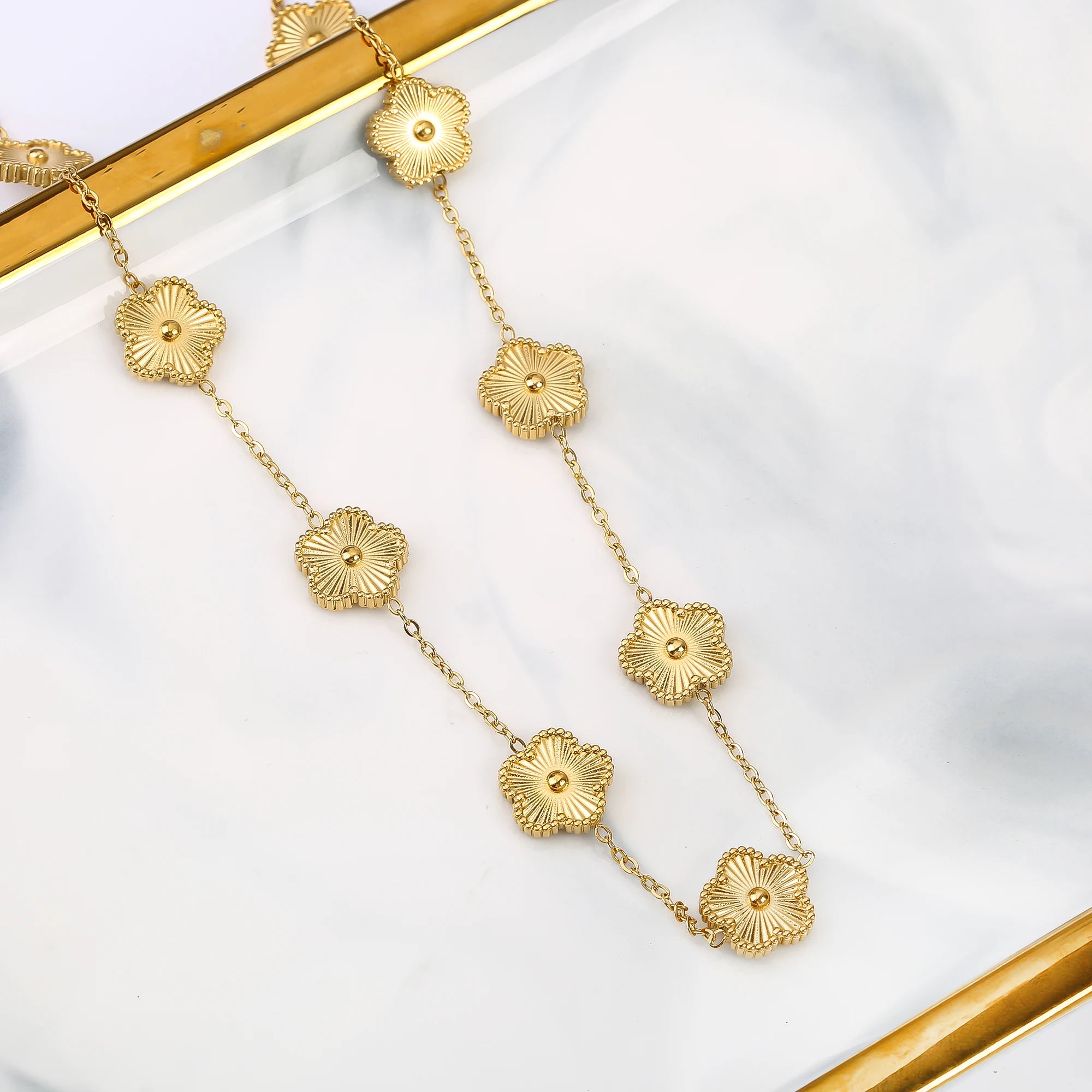 10 Flower Y2K Laser Stainless Steel Five Leaf Flower Waterproof Necklace Simple for Woman Daily Party Aesthetic Jewelry Clover Qme