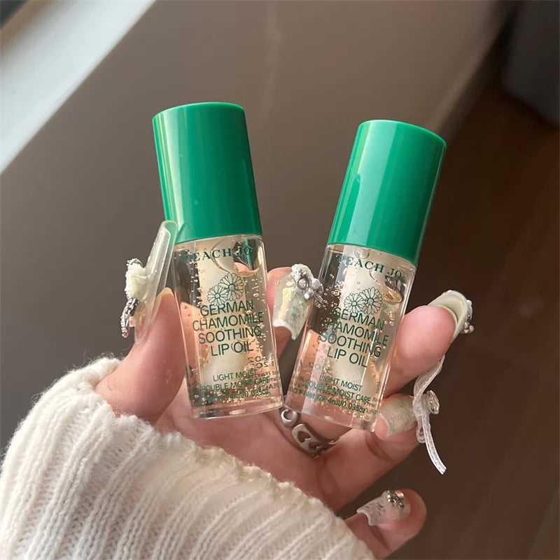 German Chamomile Lip Oil Lightweight Moisturizing Double Caring Lips Qme