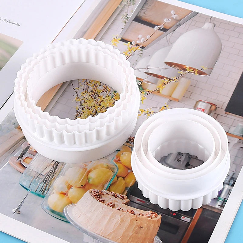 White Wave Round Double-sided Cookie Cutters Kitchen Tools Baking Qme