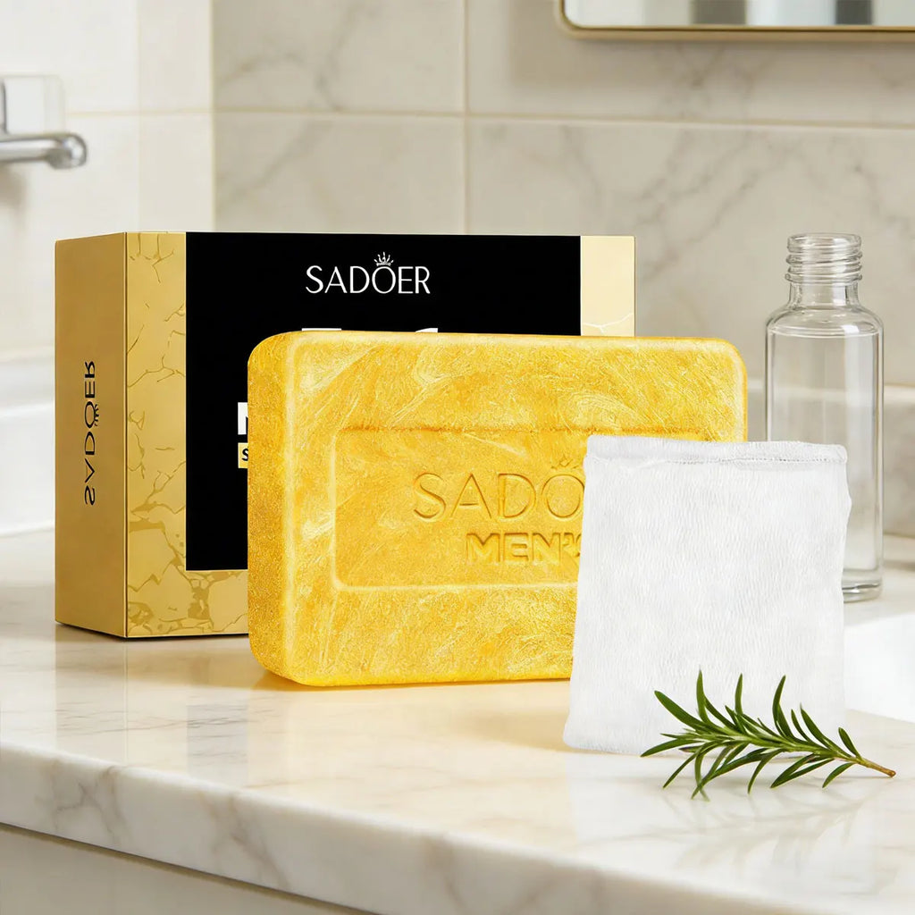 Luxury Men's 3-In-1 Golden Cleansing Soap Refreshing Oil-controlling Qme