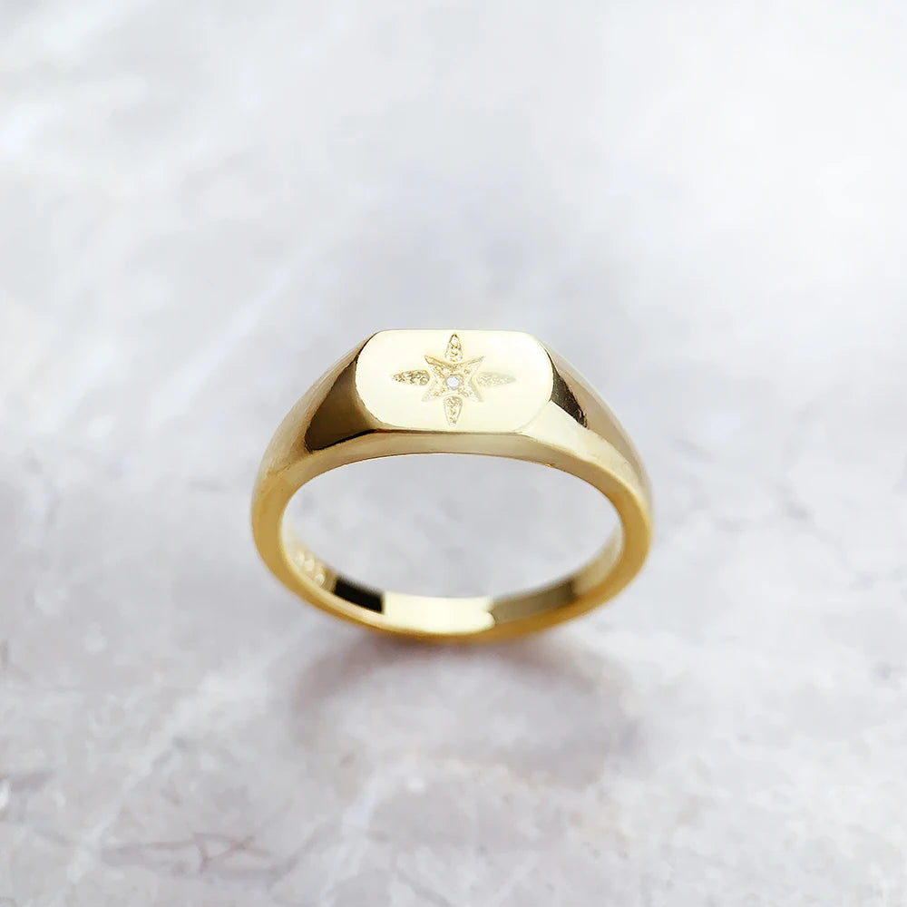 Signet Ring Vintage Star Gold Europe Style Nostalgic Fine Jewelry For Women Summer Brand New Pure 925 Sterling Silver Gift Qme