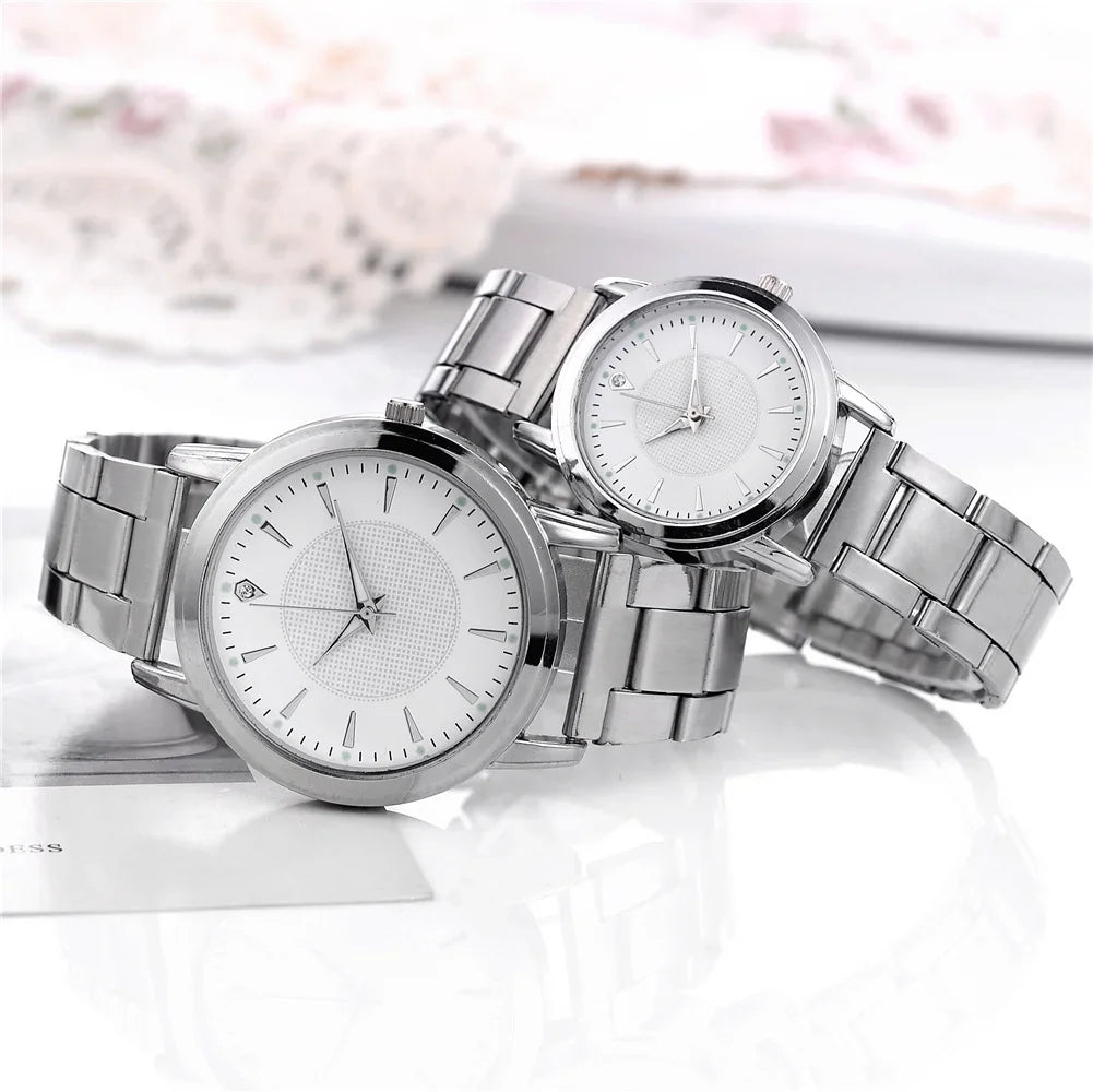 New couple watch with luminous steel strip for women, quartz watch for men and women, gift watch manufacturer Qme 2
