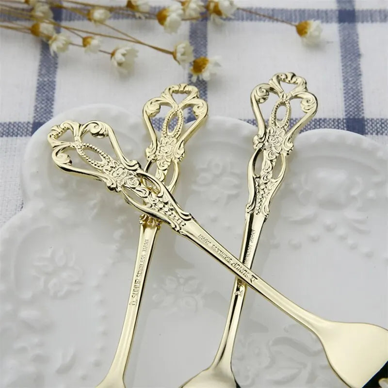 2pcs Vintage Spoons Fork Set Stainless Steel for Coffee Tea Snacks Fruit Dessert Kitchen Tools Teaspoon Coffee Accessories Gold Qme