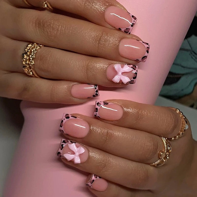 French False Nails Leopard Almond Fake Nail Tips Rhinestones Design Qme XM-98-50