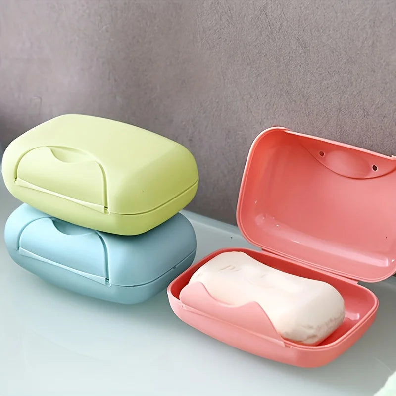 1pc Durable PP Material Portable Soap Dispenser with Lid, Soft Color Series, Travel And Bathroom Soap Dish, Easy-Open Design Qme